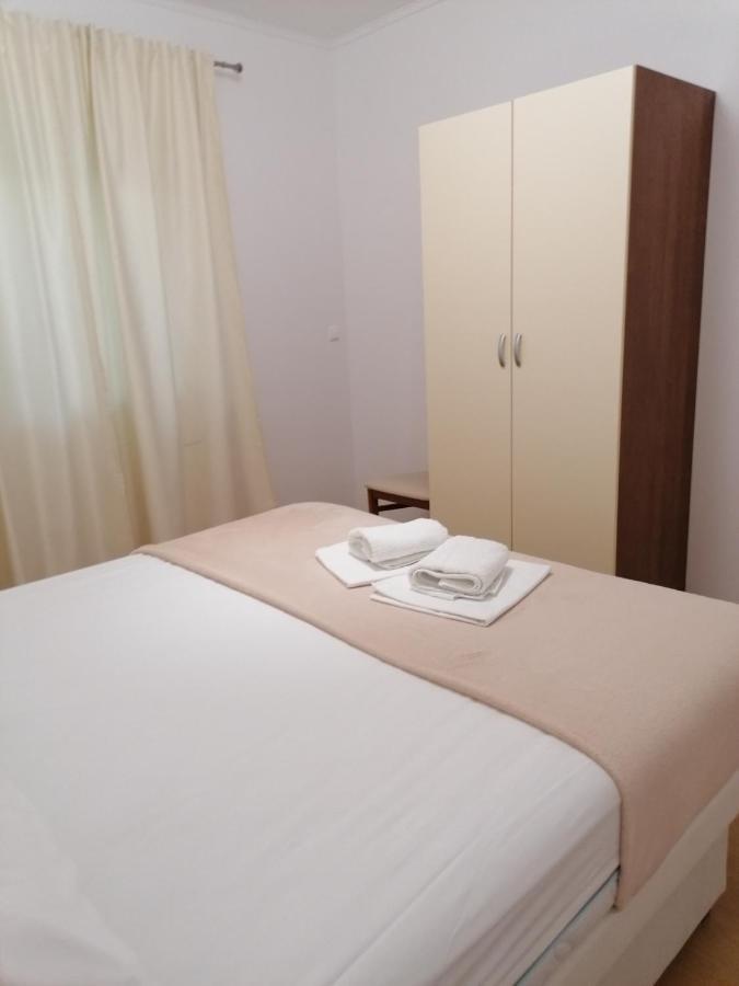 Apartments Dinko Дуче Экстерьер фото