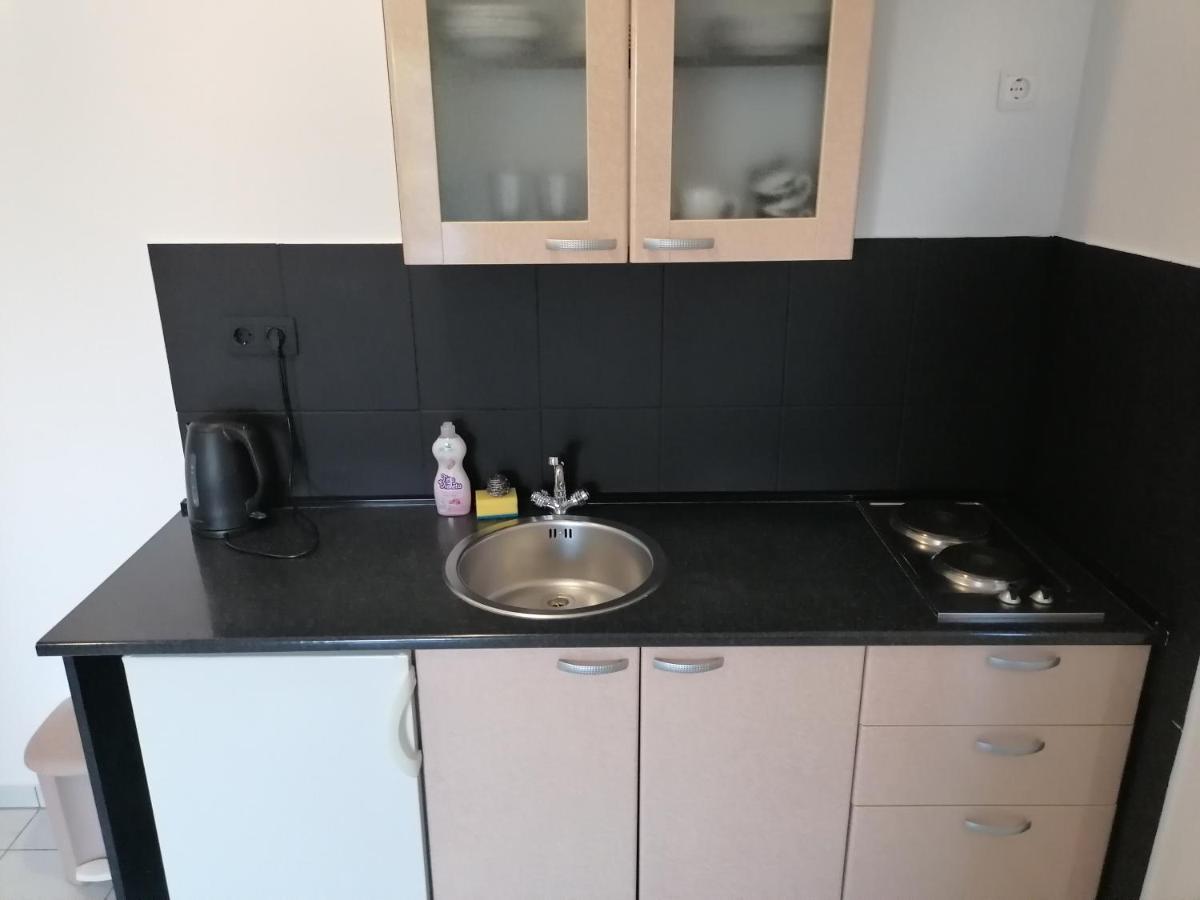 Apartments Dinko Дуче Экстерьер фото