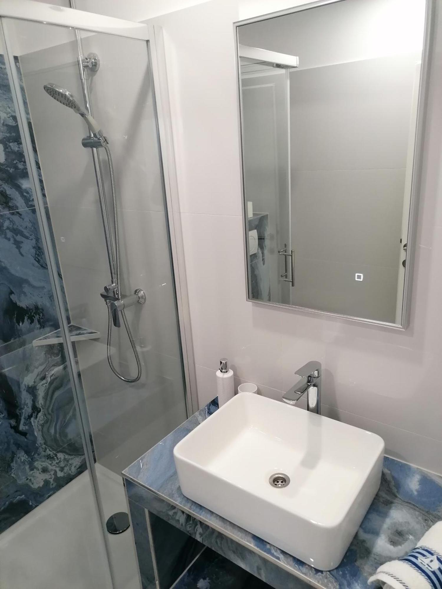 Apartments Dinko Дуче Экстерьер фото